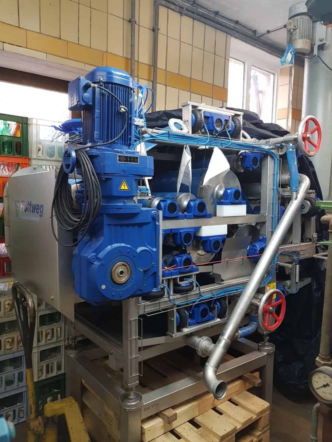 منظر جانبي لفلوتويغ B FRAU 500 