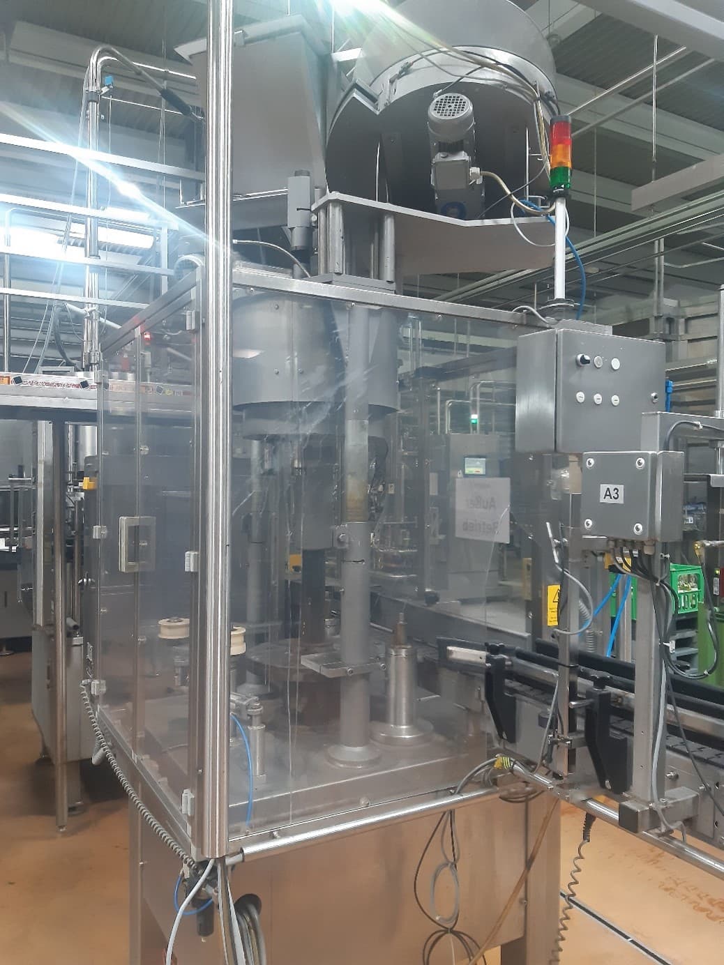 المنظر الأيسر من Dr Datz GmbH GmbH VS 4 L 