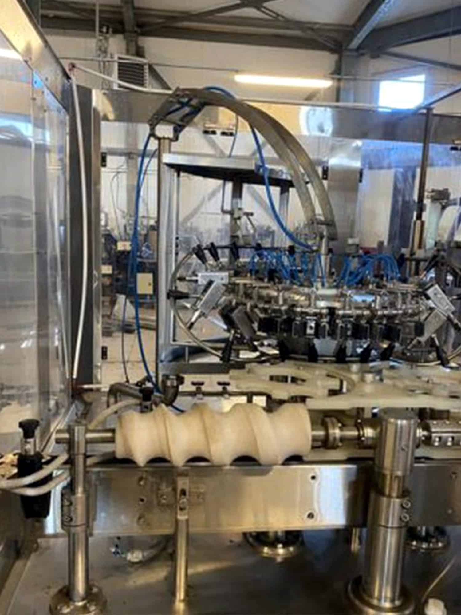 المنظر الأيسر لكتلة ميليجاري الثلاثية 