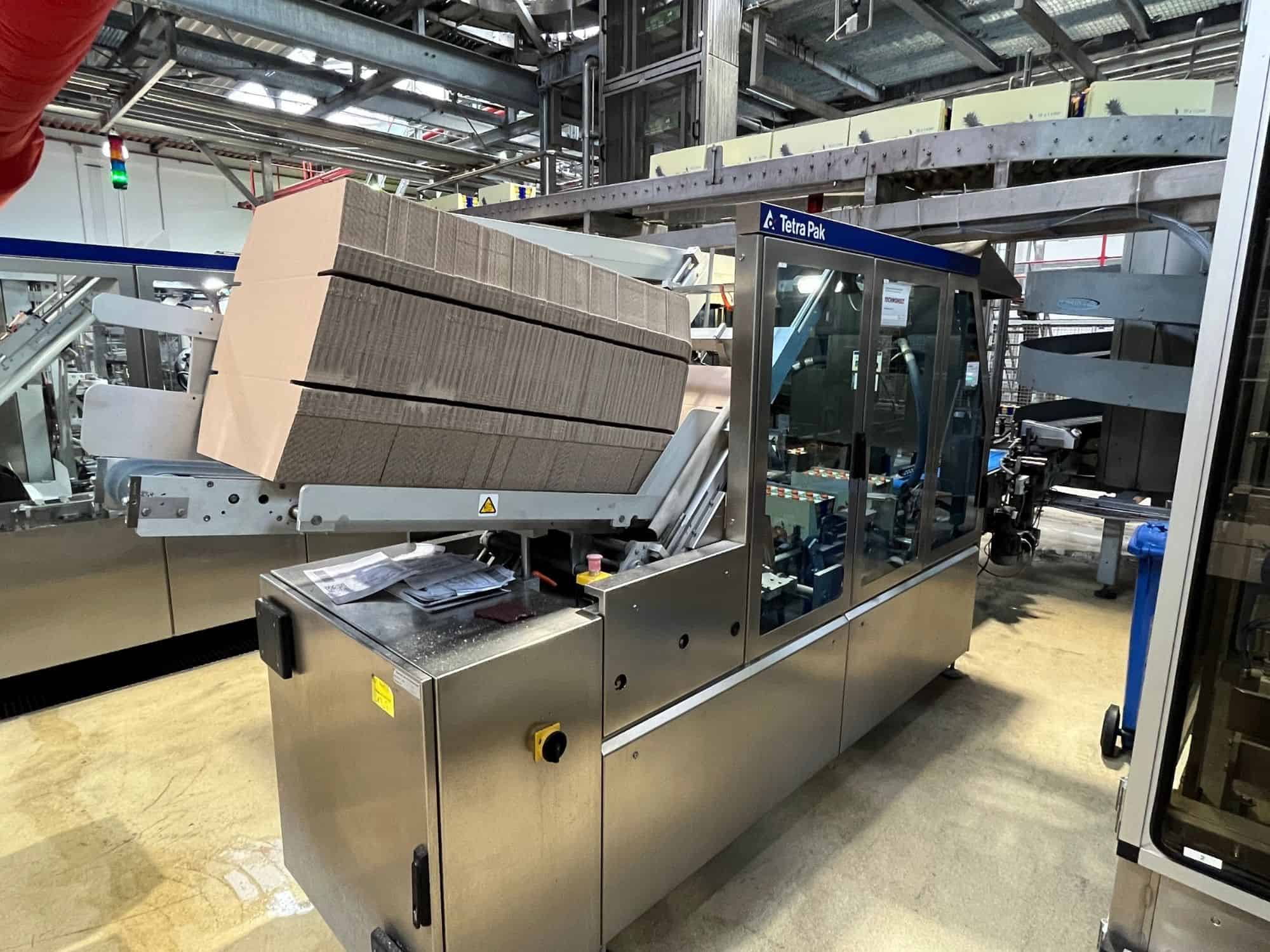 المنظر الأيمن من Tetra Pak TBA 21 