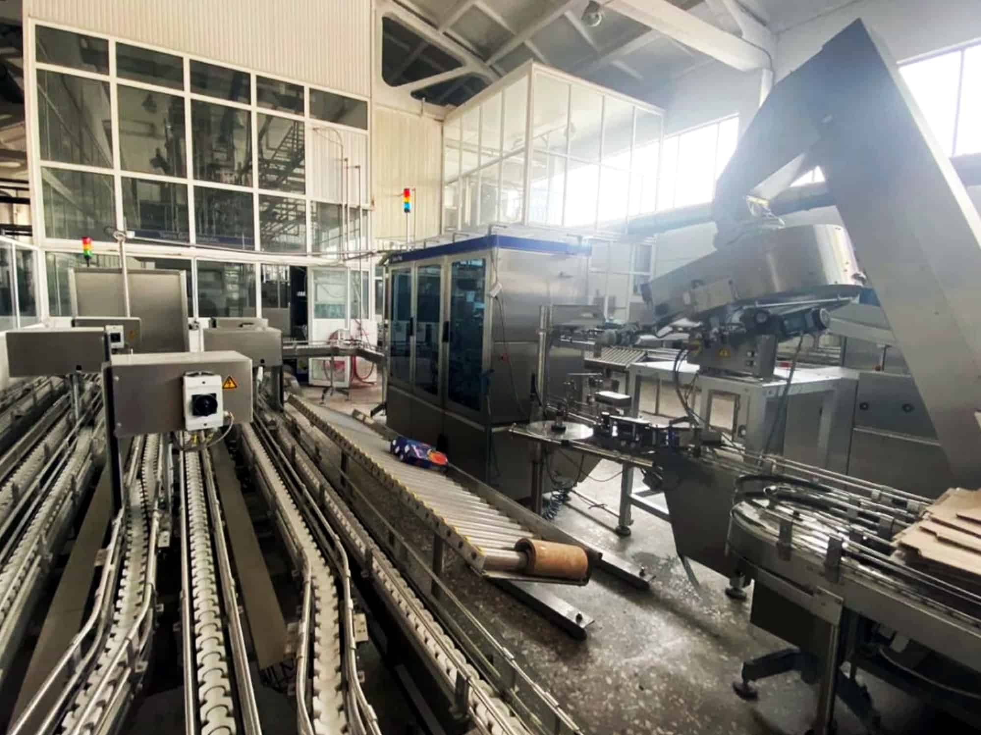 منظر جانبي ل Tetra Pak TBA 8-1000 SQ 
