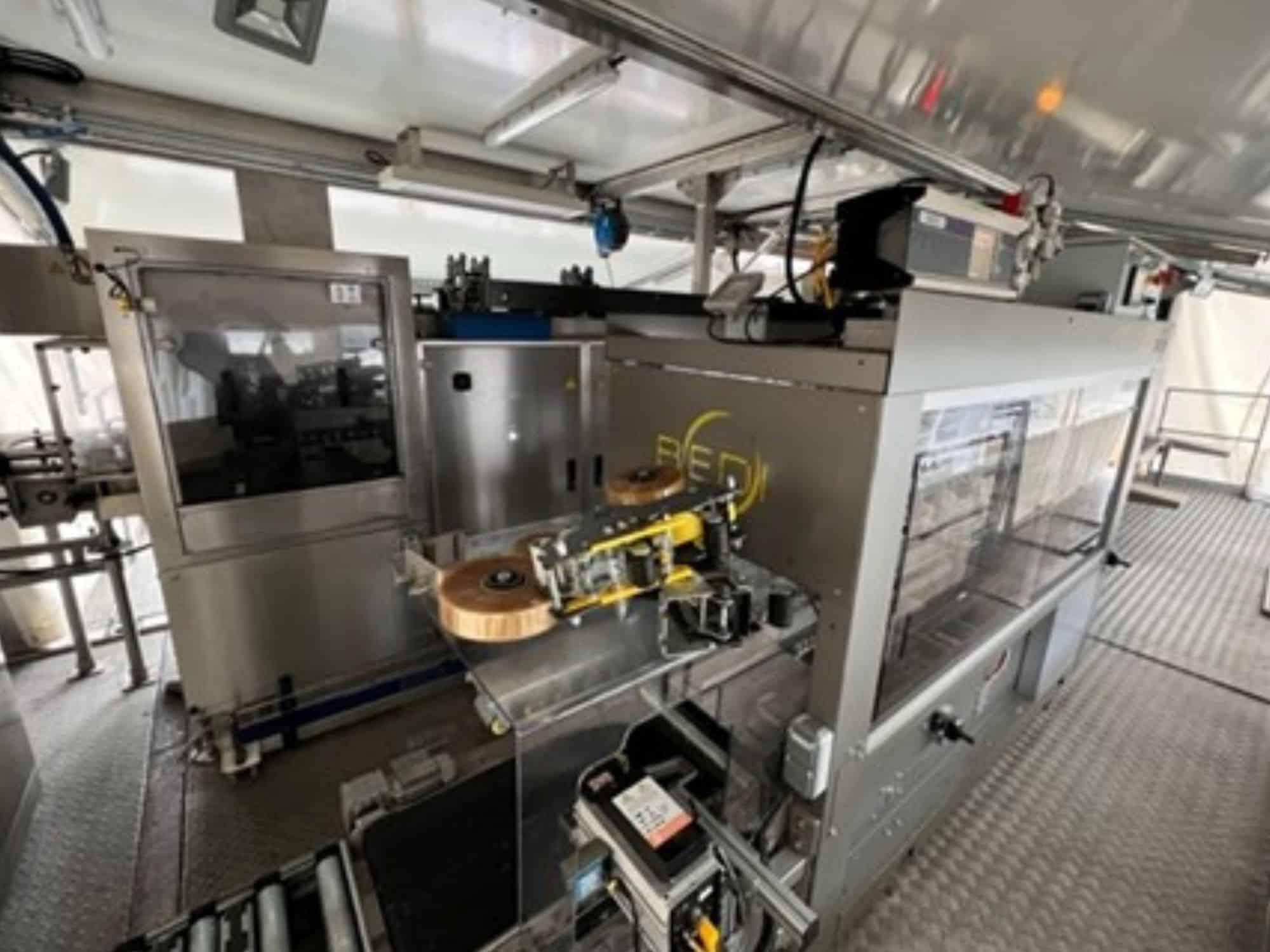 المنظر الأيسر لـ Stentz وNortan وغيرها LVS 4000 plus 